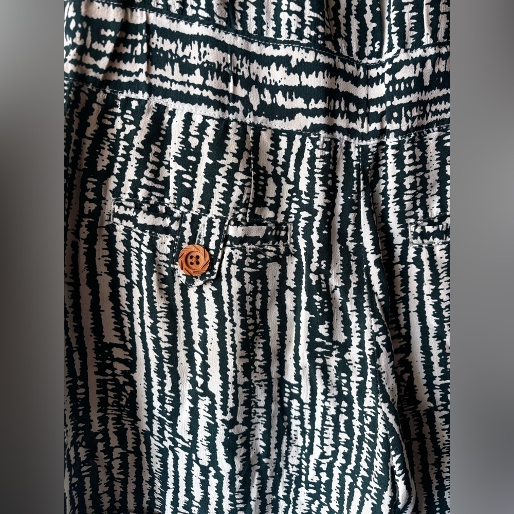 Anthropologie Ett Twa Safari Green Short Romper  Short-all Outfit Sz 4 - Picture 6 of 9